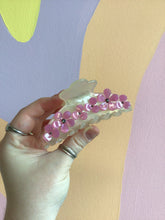 Load image into Gallery viewer, Appliqué Flower Hair Claws