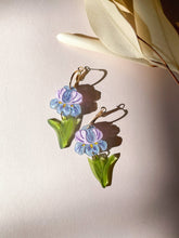 Load image into Gallery viewer, Purple Iris Earrings