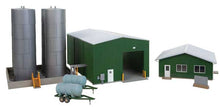 Load image into Gallery viewer, Walthers Cornerstone 933-4128 HO Scale Fertilizer Distributor -- Kit