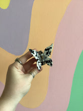 Load image into Gallery viewer, Delicate Butterfly Hair Claw