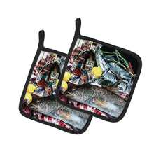 Load image into Gallery viewer, Fish and Beers from New Orleans Pot Holders - Set of 2 Decorative Kitchen Helpers | Made in the USA 1001PTHD