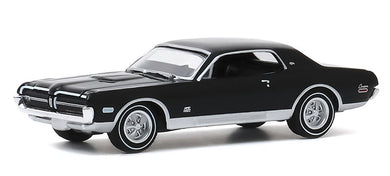 Greenlight 13270-B 1/64 Scale 1968 Mercury Cougar GT-E 427