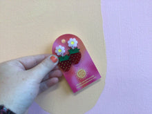 Load image into Gallery viewer, Strawberries &amp; Daisies
