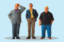 Load image into Gallery viewer, Preiser 44906 G Scale Pedestrians 1/22.5 Scale -- Serious Situation