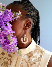 Load image into Gallery viewer, Teardrop Pearl Lined Earrings