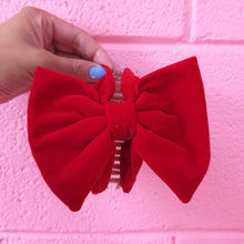 Load image into Gallery viewer, Lovey Dovey Hair Claws
