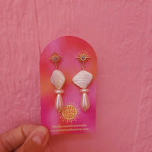 Load image into Gallery viewer, Baroque Pearl Drop Earrings