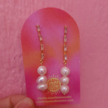 Load image into Gallery viewer, Delicate Freshwater Pearl Stack Earrings