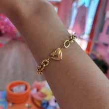 Load image into Gallery viewer, Titanium Chunky Heart Bracelet