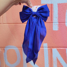 Load image into Gallery viewer, Oversized Satin Bow