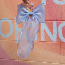 Load image into Gallery viewer, Oversized Satin Bow