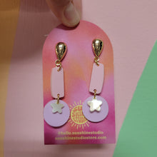 Load image into Gallery viewer, Petite Pieces Earrings