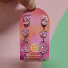 Load image into Gallery viewer, Petite Pieces Earrings