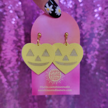 Load image into Gallery viewer, Lovely Jack-O-Lantern Heart Earrings