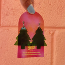 Load image into Gallery viewer, Translucent Green Christmas Tree Earrings