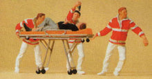 Load image into Gallery viewer, Preiser 10532 HO Scale Paramedics -- With Stretcher pkg(4)