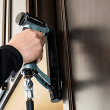Load image into Gallery viewer, Metabo HPT NP35AM 23 Gauge Micro Pin Nailer | NP35A