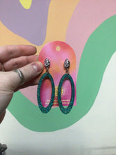 Load image into Gallery viewer, Navel Gazing Earrings
