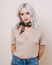 Load image into Gallery viewer, California Dreamin' - Convertible Scrunchie Tie