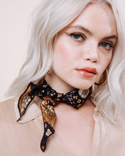 Load image into Gallery viewer, California Dreamin' - Convertible Scrunchie Tie