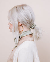 Load image into Gallery viewer, Mint Julep - Convertible Scrunchie Tie