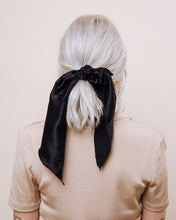 Load image into Gallery viewer, The Cash - Convertible Scrunchie Tie