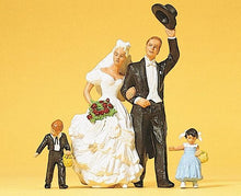 Load image into Gallery viewer, Preiser 45041 G Scale Bride, Groom, Ring Bearer &amp; Flower Girl