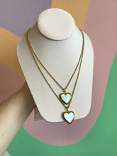 Load image into Gallery viewer, Mother of Pearl Heart Locket
