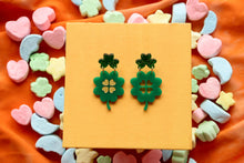 Load image into Gallery viewer, Lovely Clover