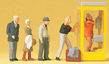 Load image into Gallery viewer, Preiser 10523 HO Scale Pedestians -- Waiting Persons At The Telephone Booth