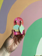 Load image into Gallery viewer, Mix N’ Match Summer Shell Earrings