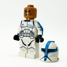 Load image into Gallery viewer, Custom Lieutenant Clone Trooper (Dark Azure, Phase 1) Minifig made using LEGO parts