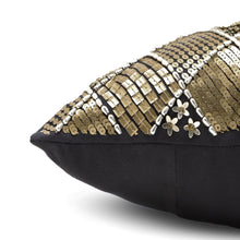Load image into Gallery viewer, Black Gold Rapsody Pillow Cover