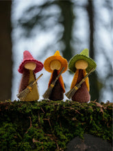 Load image into Gallery viewer, **Pre-order (Ships in 2-3 Weeks)**Handmade in Nepal 100% Wool Felt Foods Play Set for Pretend Cooking and Farmer&#39;s Market Play