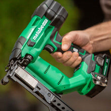 Load image into Gallery viewer, Metabo HPT N1804DAM 18V MultiVolt™ Brushless 18-Gauge 1/4" Narrow Crown Stapler