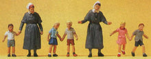 Load image into Gallery viewer, Preiser 10533 HO Scale Protestant Sisters -- With Children