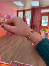 Load image into Gallery viewer, Knobbed Titanium Bracelet