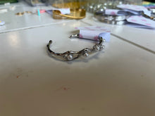 Load image into Gallery viewer, Flowing Pearls Titanium Bracelet