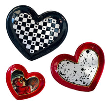 Load image into Gallery viewer, Set of Heart Dishes
