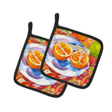 Load image into Gallery viewer, Florida Oranges Sliced for breakfast Pot Holders - Set of 2 Decorative Kitchen Helpers | Made in the USA 6035PTHD
