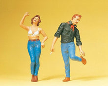 Load image into Gallery viewer, Preiser 45127 G Scale Pedestrians -- Couple In Jeans