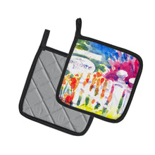 Load image into Gallery viewer, Whitegate Inn fence Houses Pot Holders - Set of 2 Decorative Kitchen Helpers | Made in the USA 6124PTHD