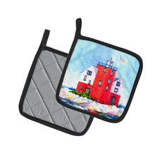 Load image into Gallery viewer, Lighthouse on the rocks Harbour Pot Holders - Set of 2 Decorative Kitchen Helpers | Made in the USA 6137PTHD