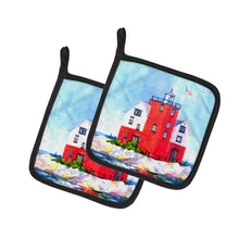 Load image into Gallery viewer, Lighthouse on the rocks Harbour Pot Holders - Set of 2 Decorative Kitchen Helpers | Made in the USA 6137PTHD