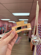 Load image into Gallery viewer, Simply Perfect Hair Claw