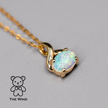 Load image into Gallery viewer, Minimalist Oval Shaped Australian Solid Opal 14K Yellow Gold Necklace