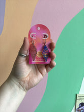 Load image into Gallery viewer, Mix N’ Match Summer Shell Earrings