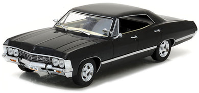 Greenlight 84035 1/24 Scale 1967 Chevrolet Impala Sport Sedan