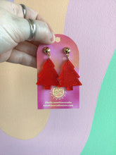 Load image into Gallery viewer, Red Holiday Trees