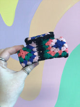 Load image into Gallery viewer, Crocheted Hair Claw